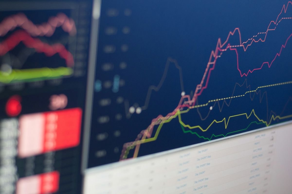 Key Factors to Consider When Exploring International Investments